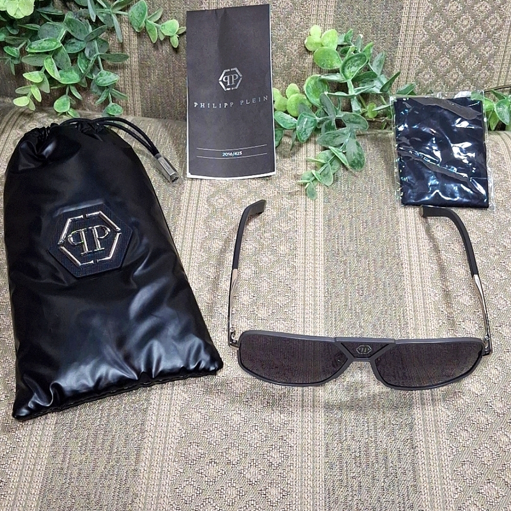 Philipp Plein Power Hexagon Titanium Sunglasses SPP009